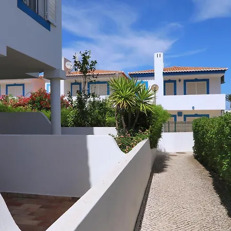 Apart Otel Agua Branca 3*