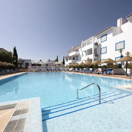 Agua Branca Aparthotel 3*