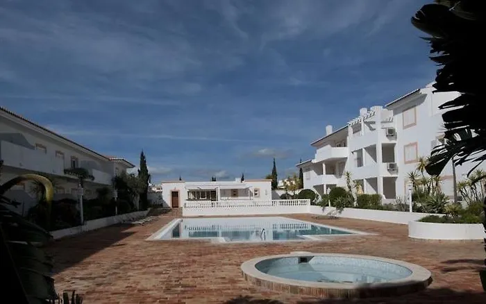 アパートホテル Agua Branca 3*