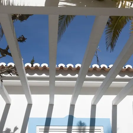 Agua Branca 3* Lagos